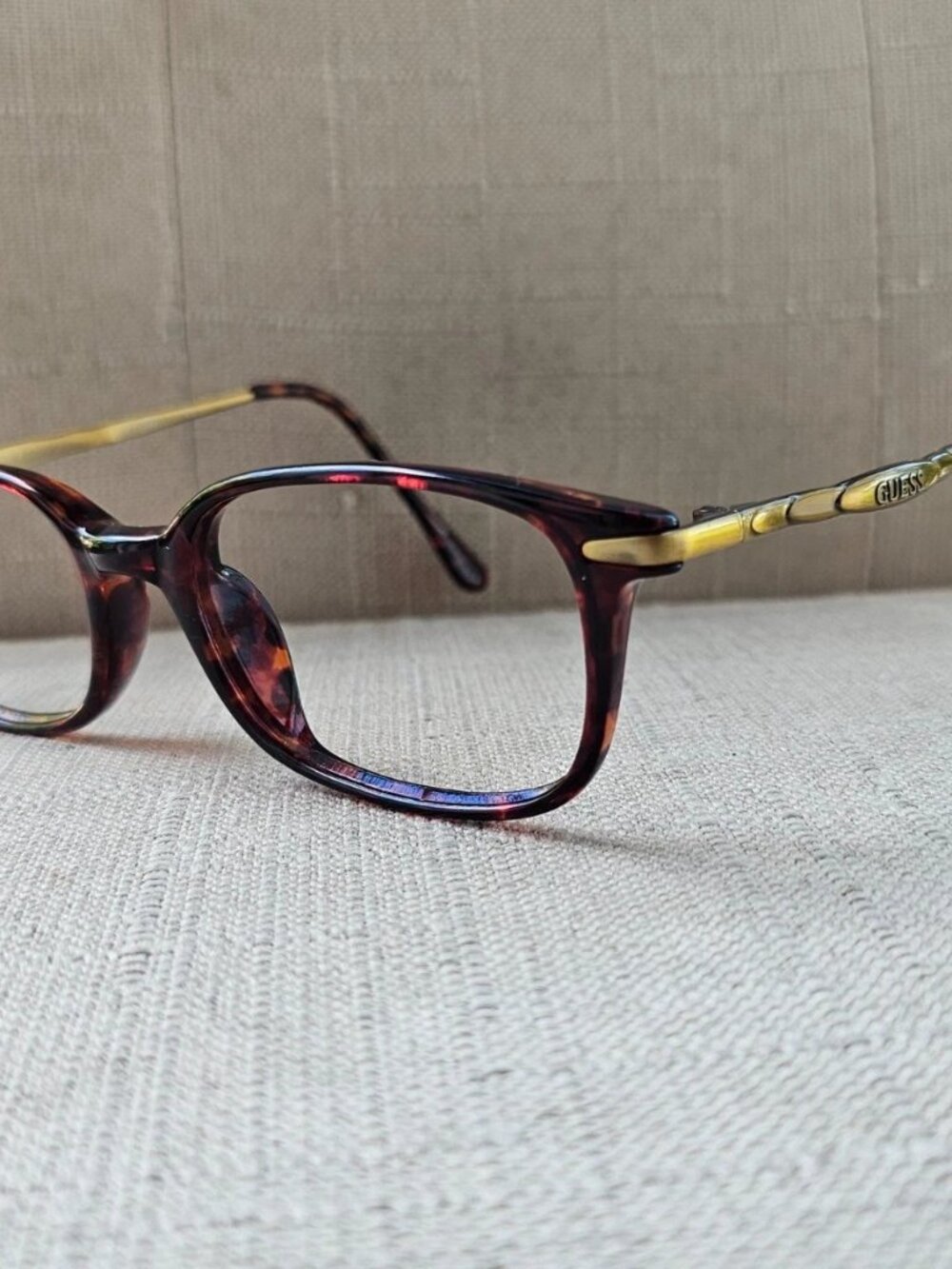 Vintage Guess Ladies Eyeglasses Frame GU643 Eyewear Glasses Brown/Gold Tone - Picture 3 of 10